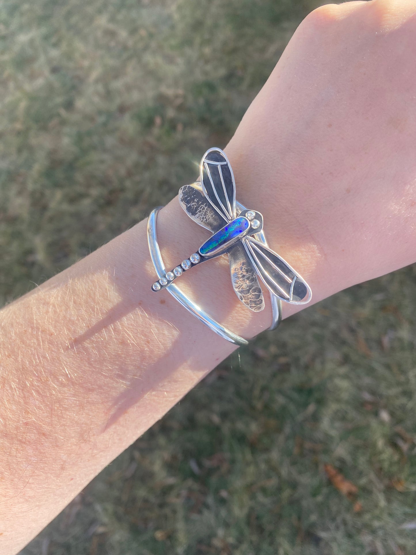 Charming Dragonfly Cuff ✨🧚🏼‍♂️